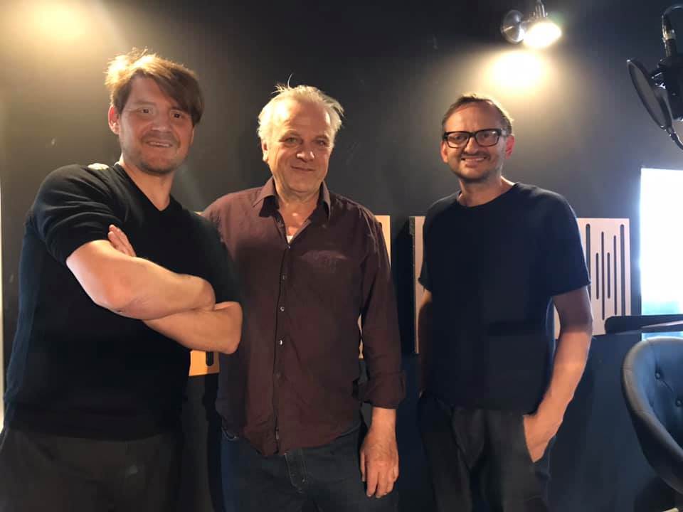 Wojtek Klemm, Bernhard Schütz und Milan Peschel in der Tonstudio-Regie bei WE ARE PRODUCERS