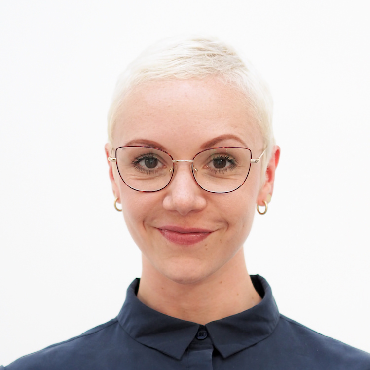 Porträtfoto von Konstanze Teschner